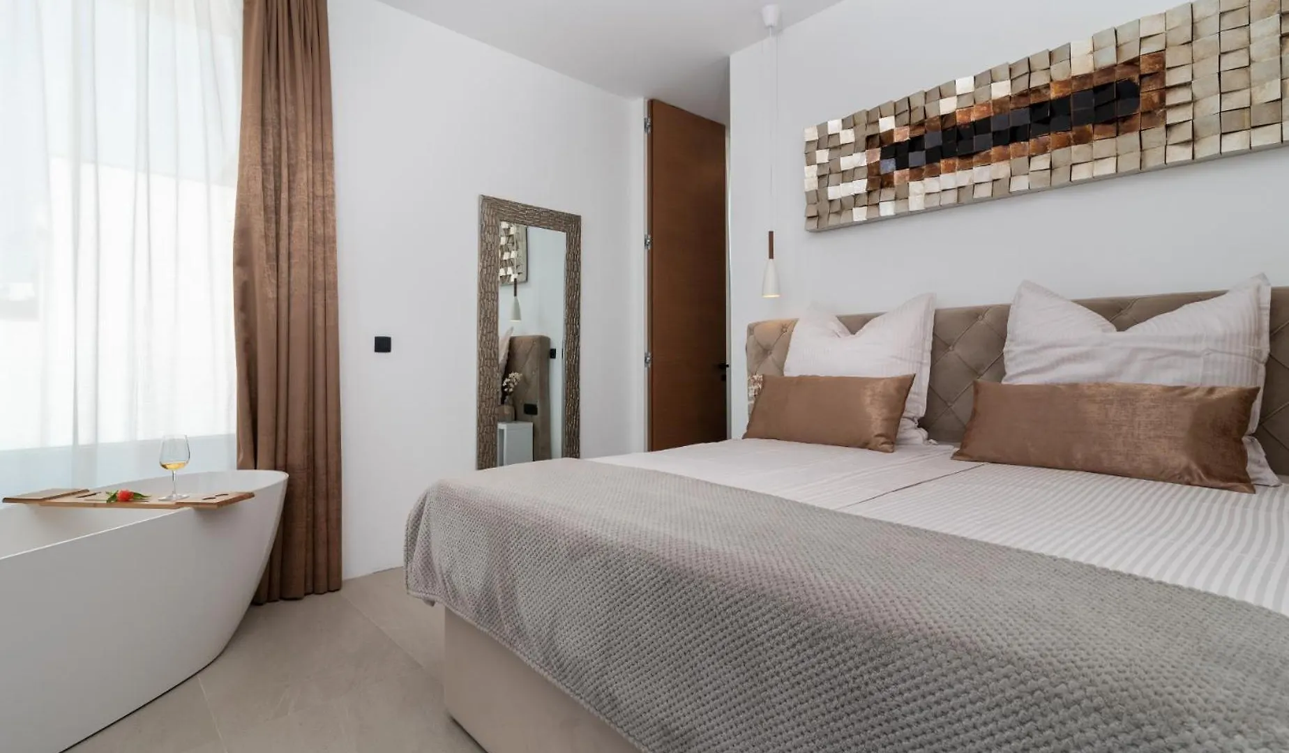 דירות טרוגיר Penthouse Majestic 0*,  קרואטיה